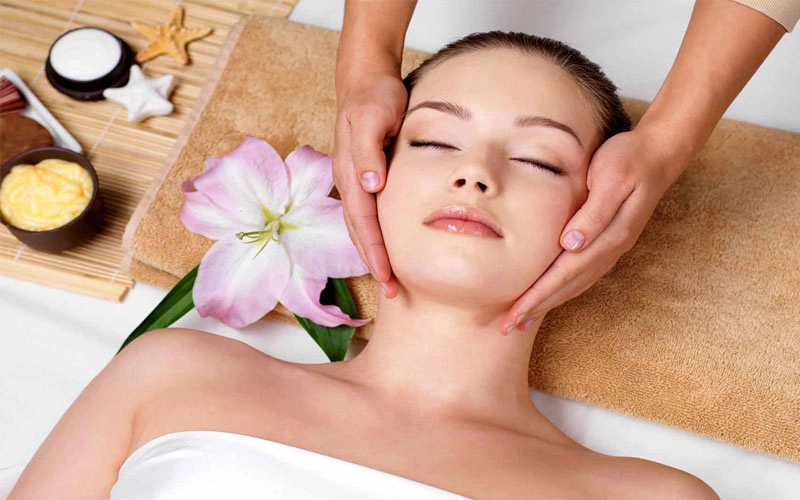 Giảm nếp nhăn mắt tại nhà